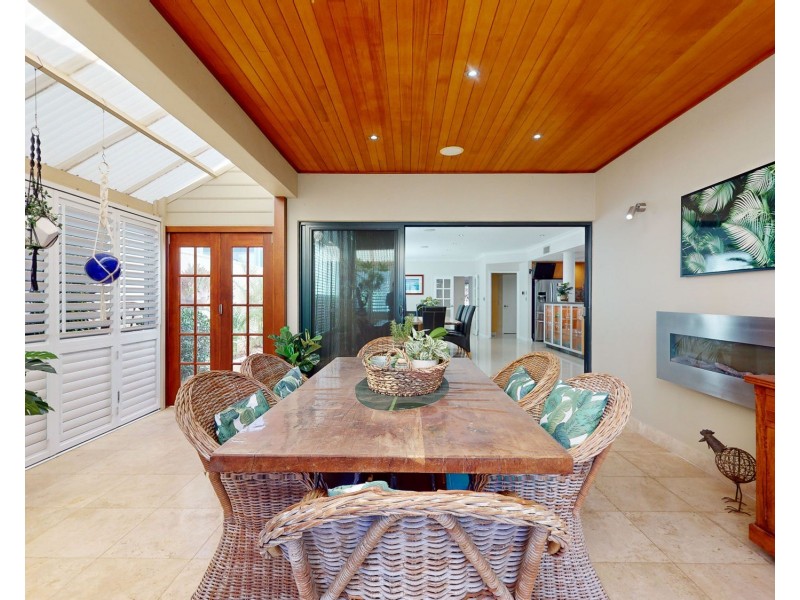 32 Beachside Drive, Burns Beach WA 6028