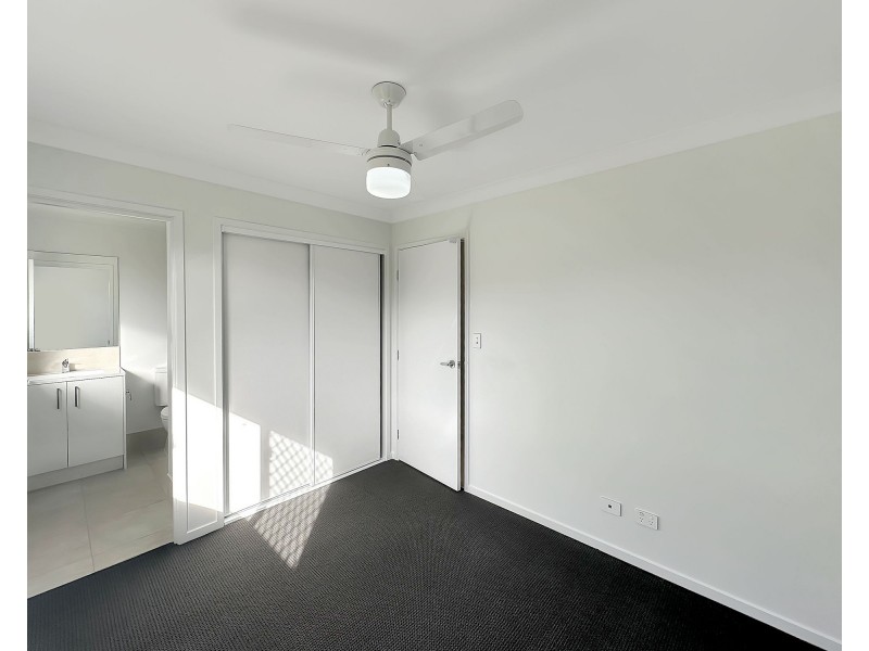 2/92 Nielsen Road, Rosewood QLD 4340