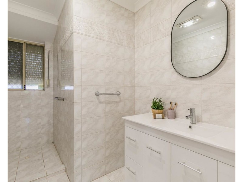 40 Elanora Drive, Cooloongup WA 6168