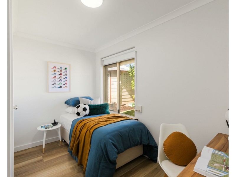 40 Elanora Drive, Cooloongup WA 6168