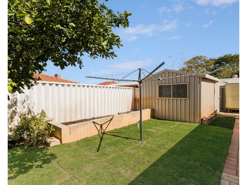 40 Elanora Drive, Cooloongup WA 6168