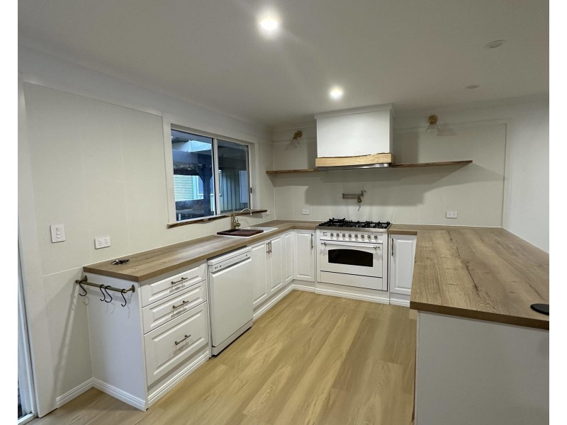 11 Commodore Drive, South Bingera QLD 4670