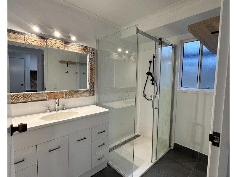 11 Commodore Drive, South Bingera QLD 4670