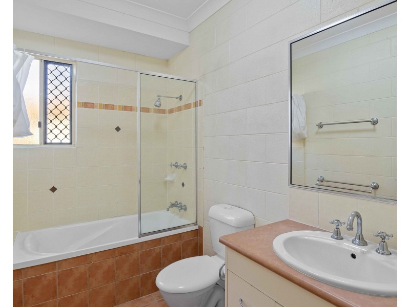 1/5 Cottesloe Drive, Kewarra Beach QLD 4879