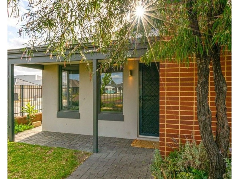 2 Ortega Lane, Caversham WA 6055