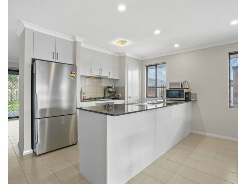 2 Ortega Lane, Caversham WA 6055