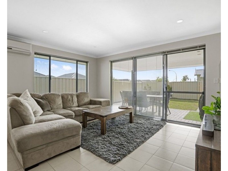 2 Ortega Lane, Caversham WA 6055