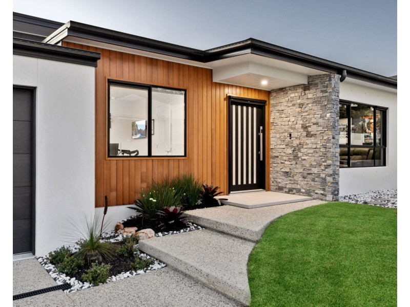 5 Greenhills Place, Coolum Beach QLD 4573