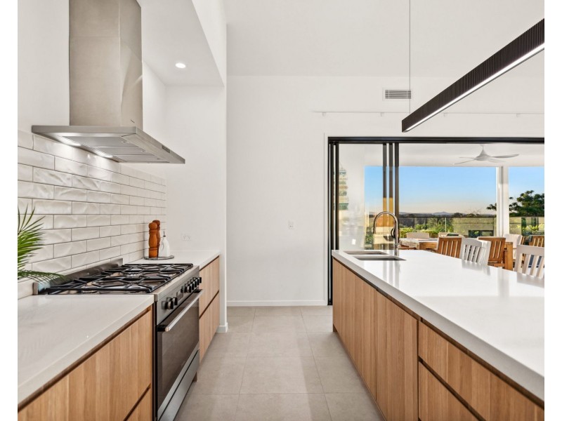 5 Greenhills Place, Coolum Beach QLD 4573