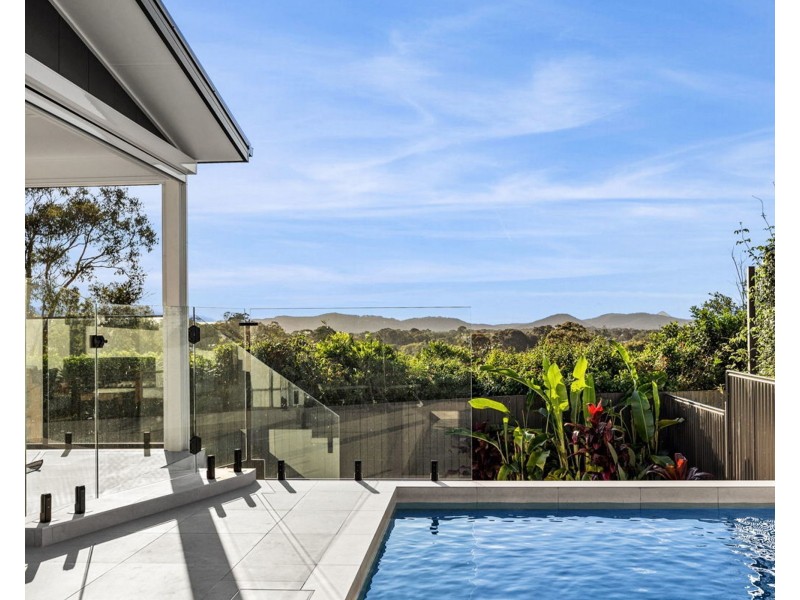 5 Greenhills Place, Coolum Beach QLD 4573
