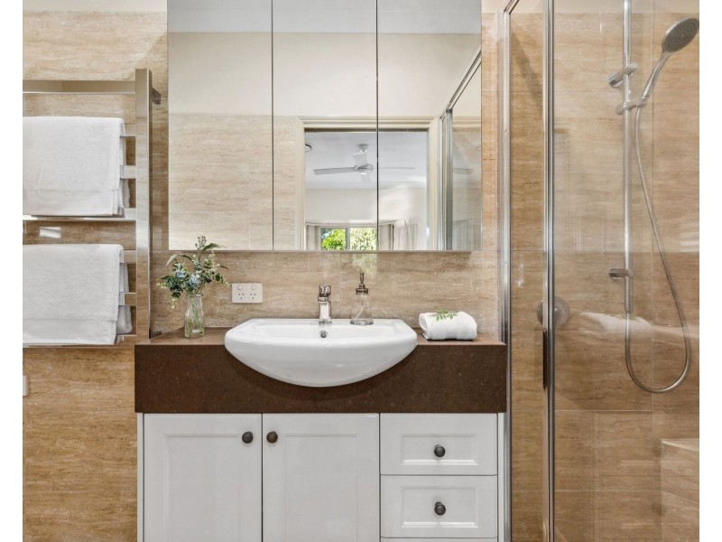 34 Binnea Street, Yaroomba QLD 4573