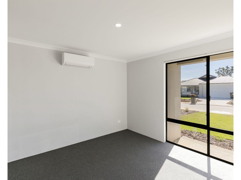 4 Bathurst Street, Byford WA 6122