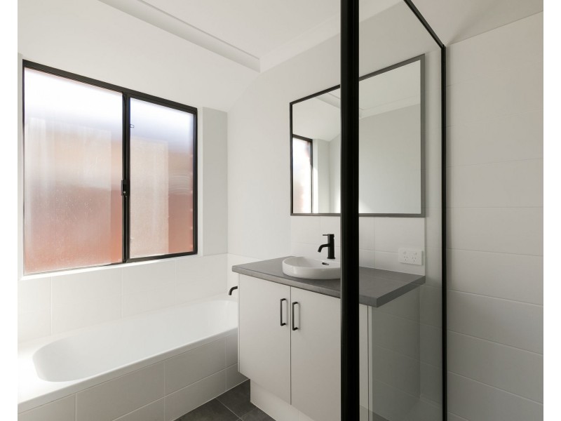 4 Bathurst Street, Byford WA 6122