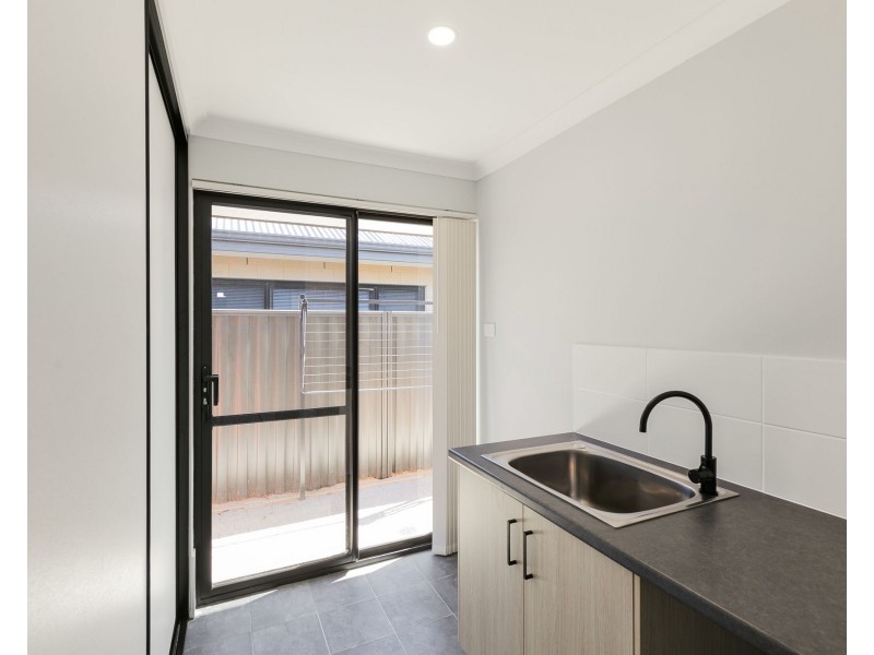 4 Bathurst Street, Byford WA 6122