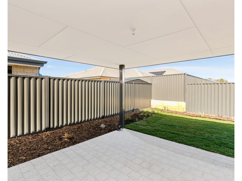4 Bathurst Street, Byford WA 6122