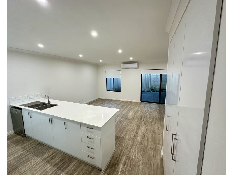 10 Nekaya Way, Duncraig WA 6023