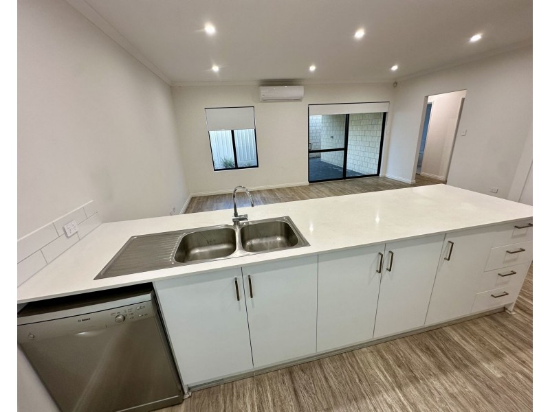 10 Nekaya Way, Duncraig WA 6023