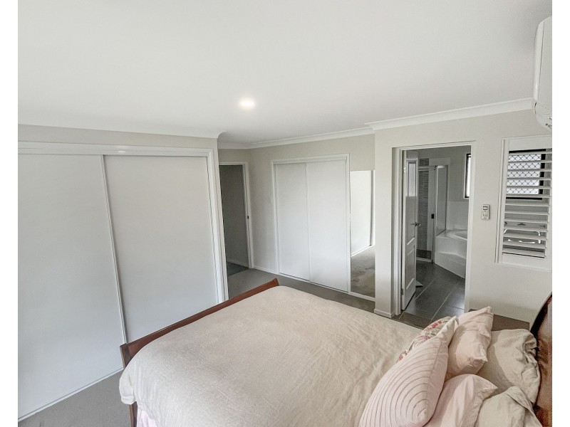 6 Whale Circuit, Bargara QLD 4670