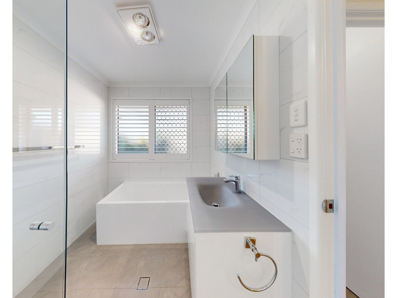 4 Leyland Avenue, Deception Bay QLD 4508