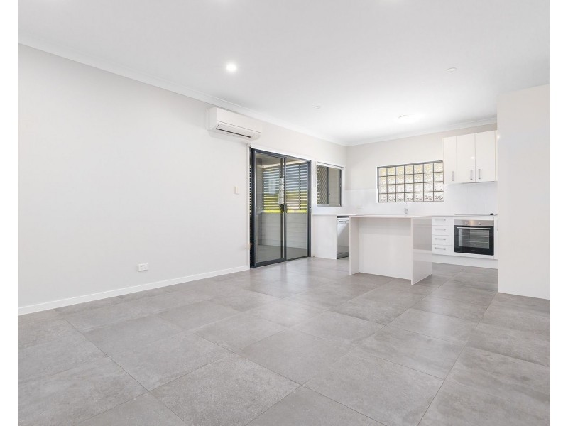 2/15A Grafton Street, Windsor QLD 4030