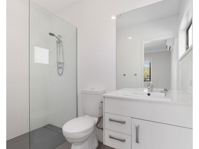 2/15A Grafton Street, Windsor QLD 4030