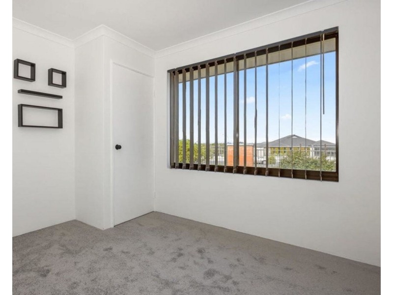 4 Coree Lane, Ellenbrook WA 6069