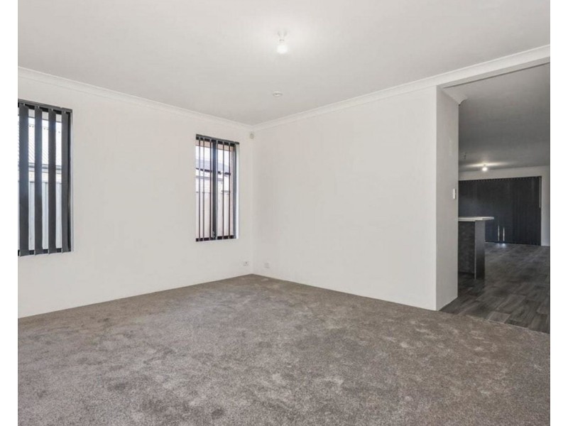 4 Coree Lane, Ellenbrook WA 6069