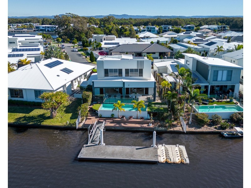 23 Bond Street, Pelican Waters QLD 4551