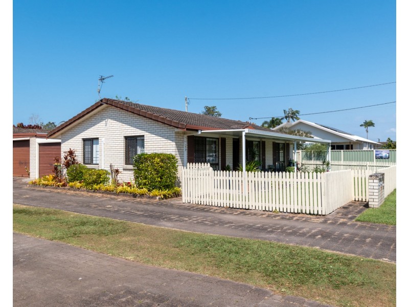 1/7 Baldwin Street, Golden Beach QLD 4551