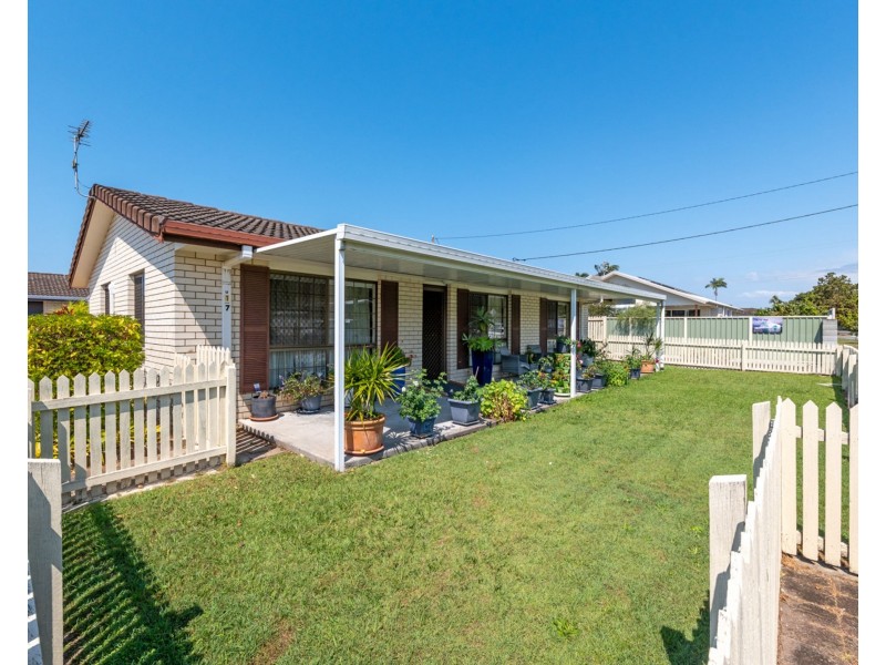 1/7 Baldwin Street, Golden Beach QLD 4551