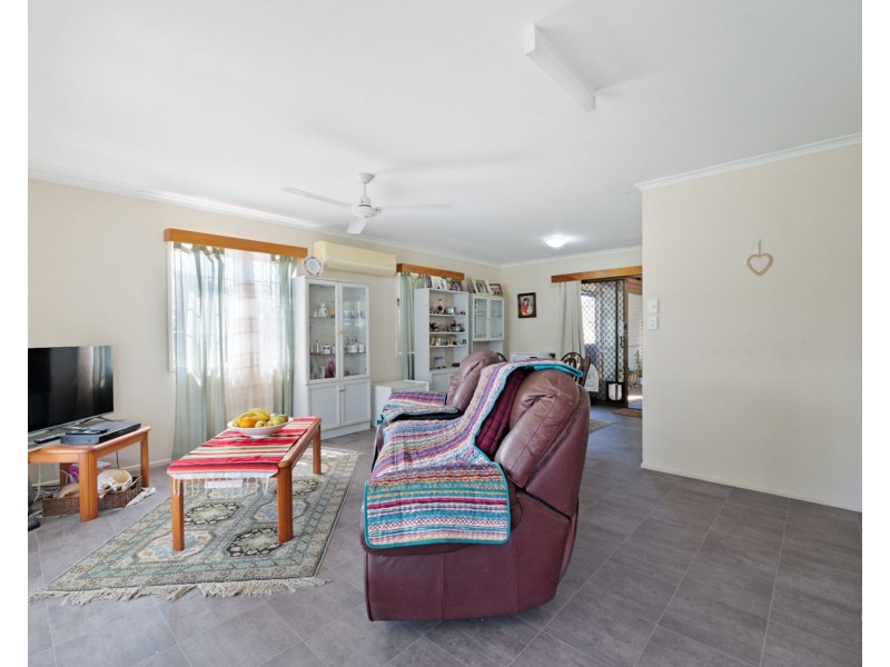 1/7 Baldwin Street, Golden Beach QLD 4551