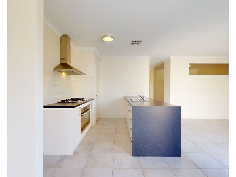 31 Dunk Street, Yanchep WA 6035