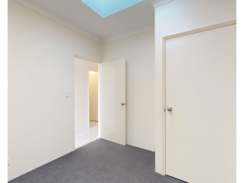 31 Dunk Street, Yanchep WA 6035