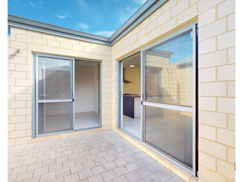 31 Dunk Street, Yanchep WA 6035