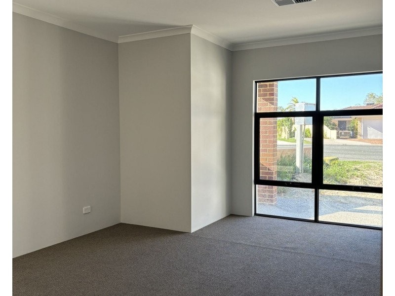 1 Killarney Close, Connolly WA 6027
