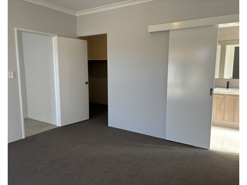1 Killarney Close, Connolly WA 6027