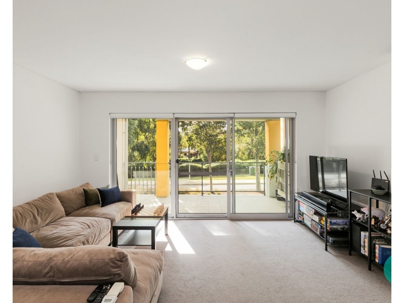 16/30 Lambeth Circle, Wellard WA 6170