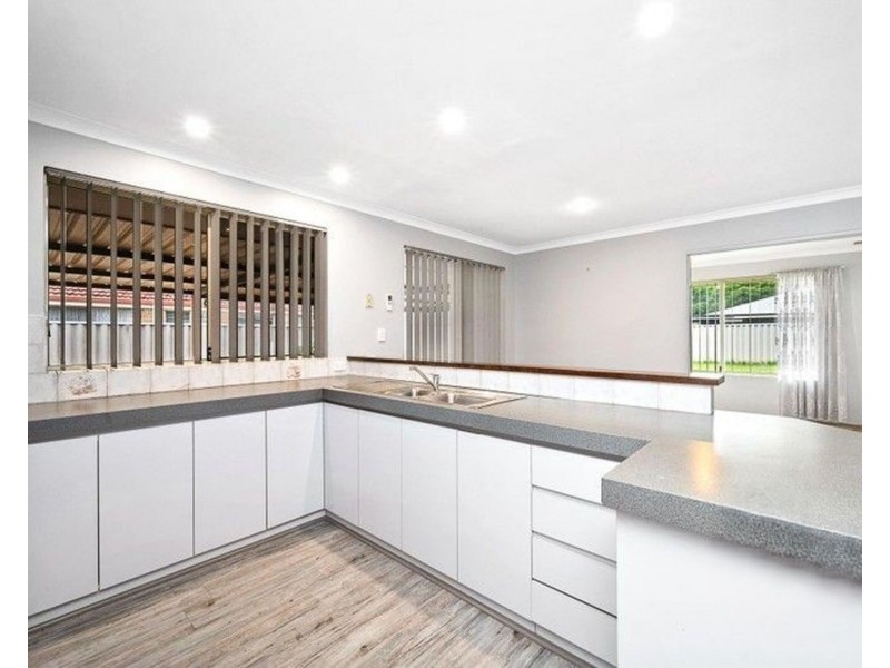 66 Brown Crescent, Seville Grove WA 6112