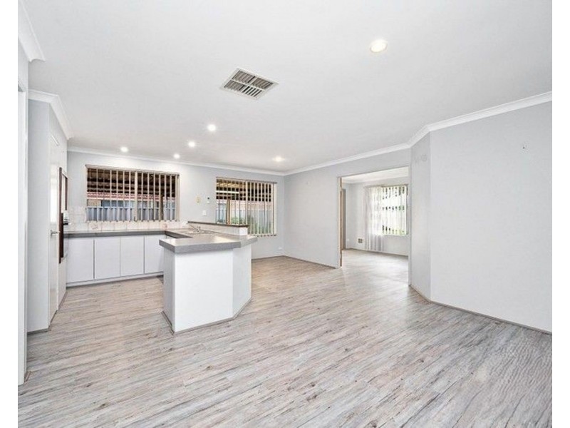 66 Brown Crescent, Seville Grove WA 6112