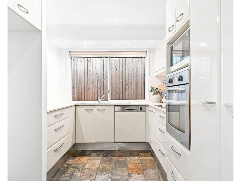 4 Alphitonia Crescent, Sunnybank Hills QLD 4109