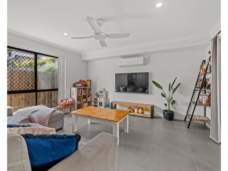 33 Redhead street, Doolandella QLD 4077