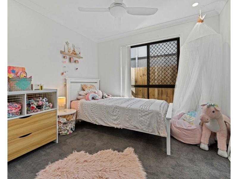 33 Redhead street, Doolandella QLD 4077