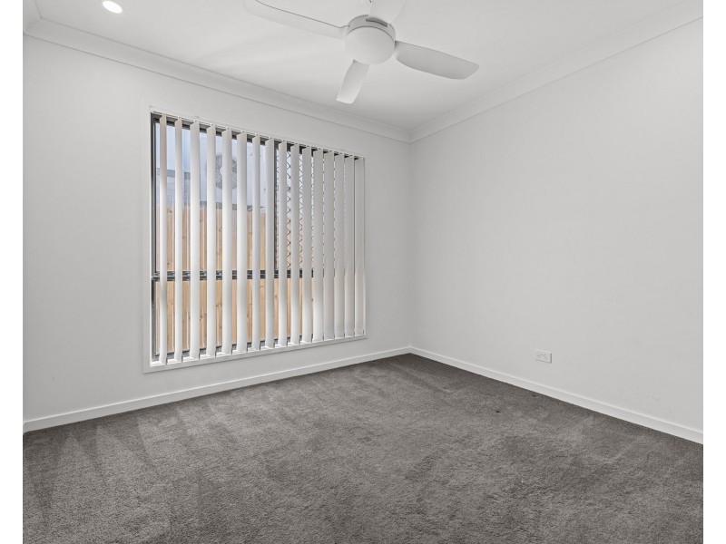 33 Redhead street, Doolandella QLD 4077