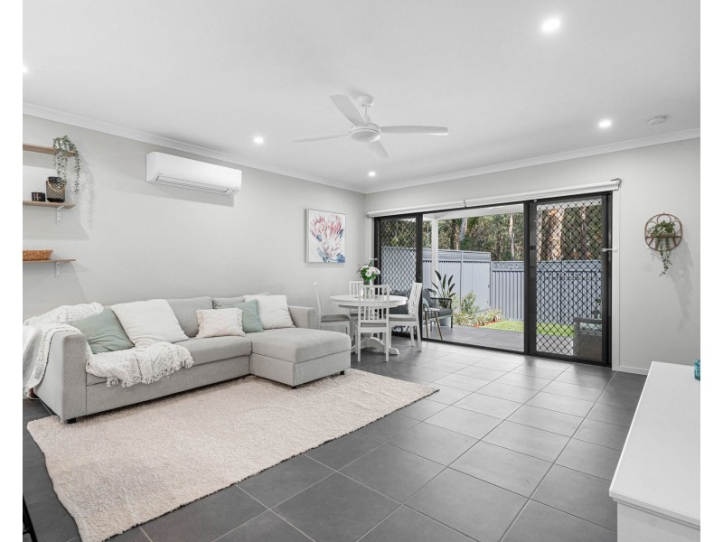 6 Ruchi Place, Wynnum West QLD 4178