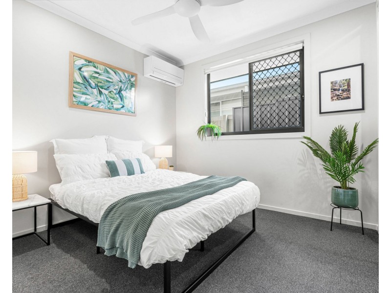 6 Ruchi Place, Wynnum West QLD 4178