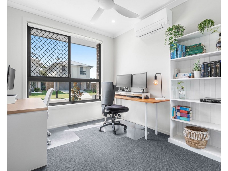 6 Ruchi Place, Wynnum West QLD 4178