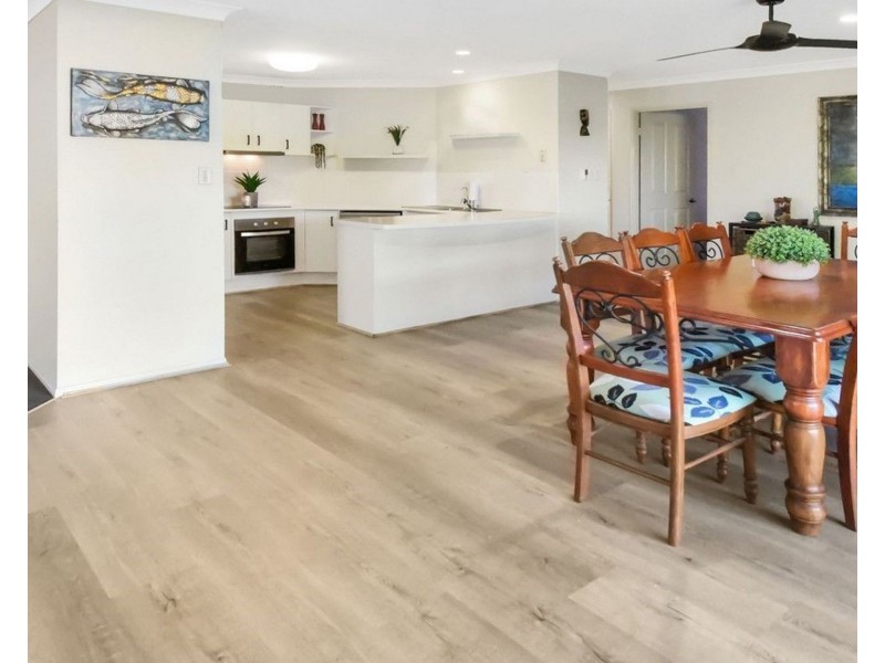 17 Midway Terrace, Pacific Pines QLD 4211