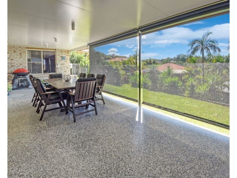 17 Midway Terrace, Pacific Pines QLD 4211
