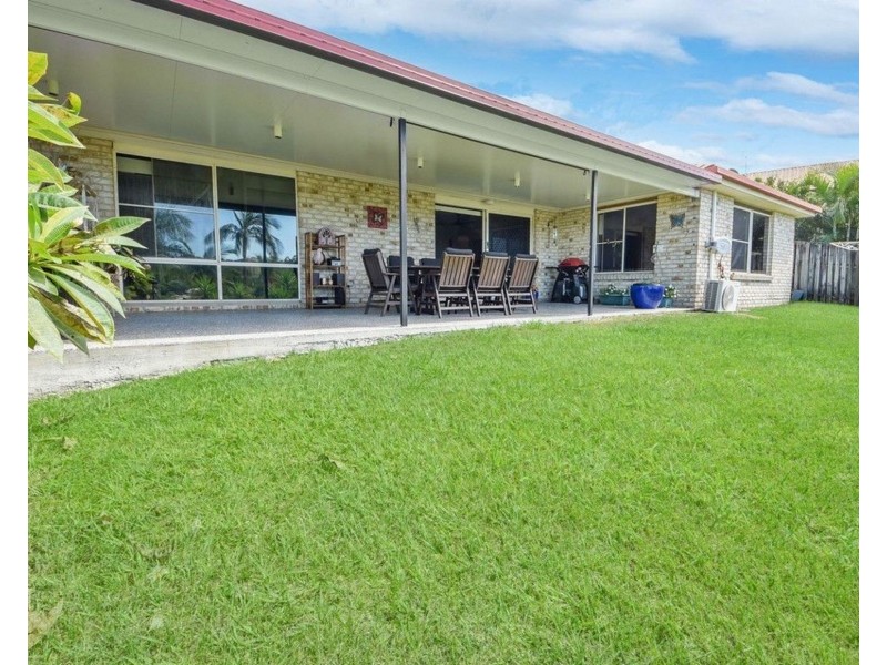 17 Midway Terrace, Pacific Pines QLD 4211