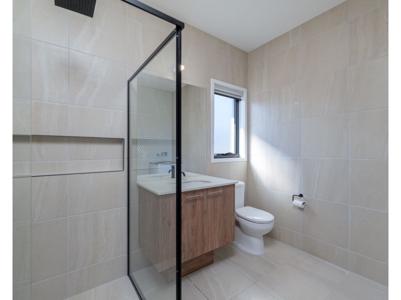 1/229 Dances Rd, Caboolture QLD 4510